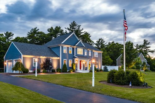 Landscape Lighting for Pungitore Landscapes, Irrigation & Fertilizer in Hingham, MA