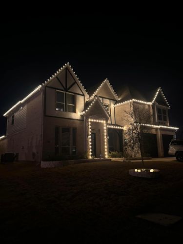  for Mora’s Lawn Services in Crowley,  TX