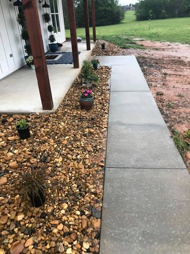 Landscaping Rock for Patriot Sand & Gravel in Mount Vernon, Texas