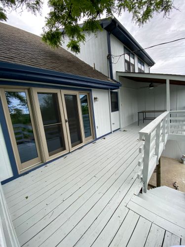 Deck and Fence Staining for Royal Painting  in Topeka, KS