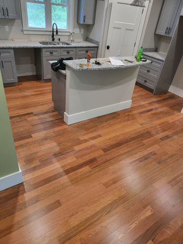 Hardwood Flooring for Gunderson & Ranieri Remodeling & Rentals in Columbia,  SC