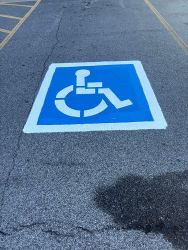 Sign Installation for Straight Line Striping in Little Rock, AR