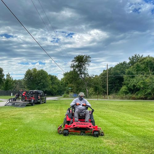 Mowing for Clean Cut Yards in Sherman, Texas