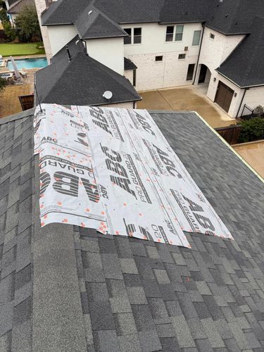 Emergency Tarp for Major League Roofing in Frisco, TX