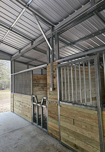 Custom Horse Barns for Ken's Specialized Services in Fort White, FL