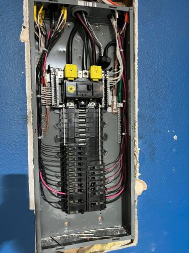  for Manny’s 407 Electric Inc in St. Cloud, FL