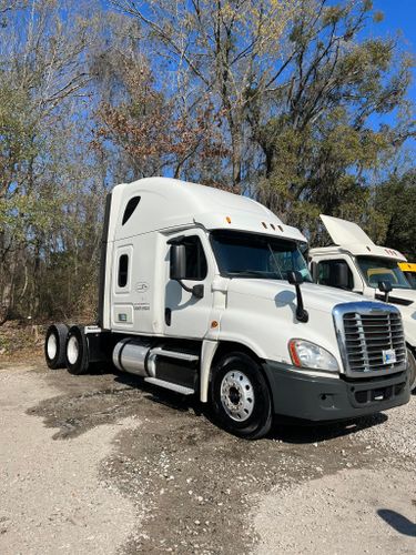 Semi Truck Washing for Codys Pressure Washing LLC. in  Ellabell, GA