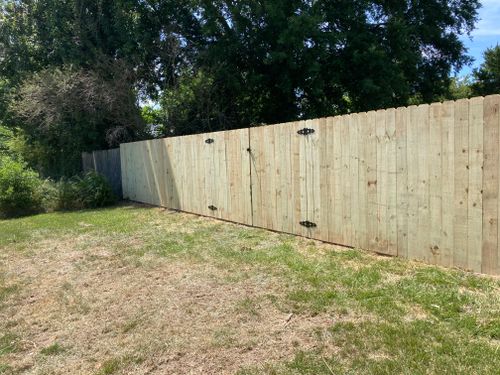 Wood Fencing for Sea Level Fence in Virginia Beach, VA