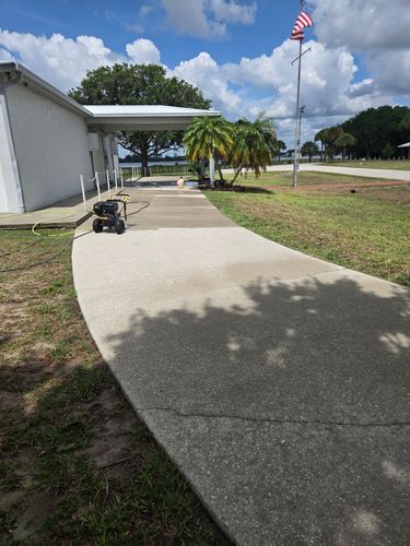 Power Washing for Above the Lawn Cuts and Pressure Washing in Sebring, FL