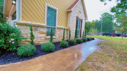 Mulching for Green Space Service LLC in Tyler, TX
