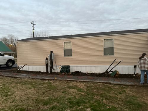  for Cardwell's Contracting in Bowling Green, KY