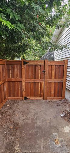 Wood Fence Installation for ASAP Fence & Gates - Central, FL in Leesburg, FL