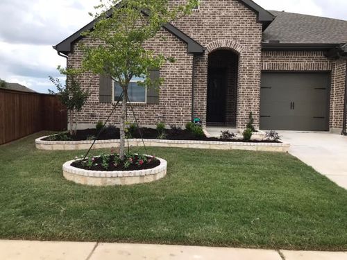 All Photos for Joandi's Lawn & Landscaping Service in Haltom City, TX