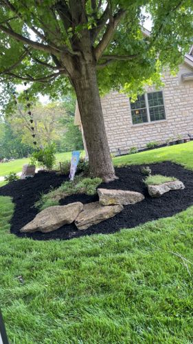 Landscaping for Gullion’s Lawn and Landscaping in DeMossville, KY