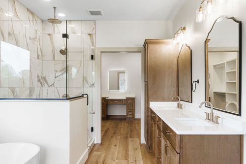 Custom Tile Showers for B4 Construction LLC in Cookeville, TN