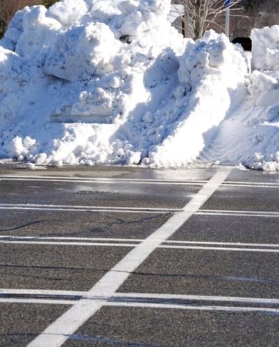 Commercial Snow Plowing & Removal Services for Grassy Turtle Services, LLC.  in Oxford, CT