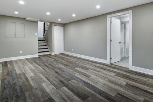 Flooring for AMC Contractors LLC in Salem, OR