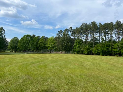 Lawn Maintenance for Lakeside Lawncare in Cross Hill, SC