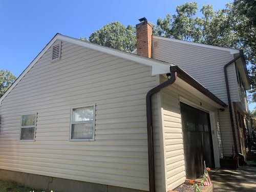 Soft Washing for Calvert Clean Up, Pressure Washing & Hauling LLC in Pasadena, MD