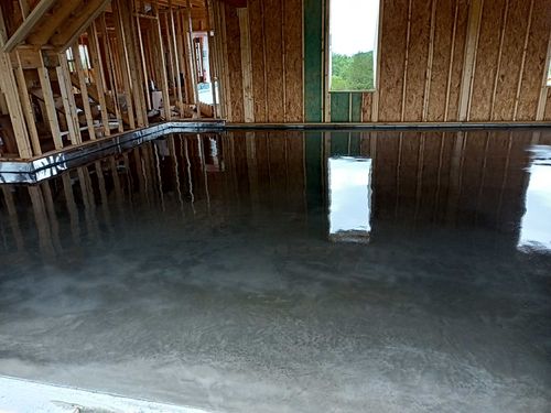 Slabs slick as glass for Hellards Excavation and Concrete Services LLC in Mount Vernon, KY