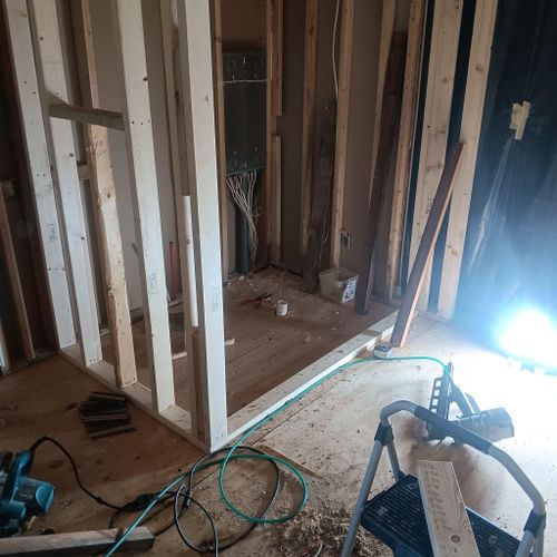 Carpentry for Bros Construction  in Humble, TX