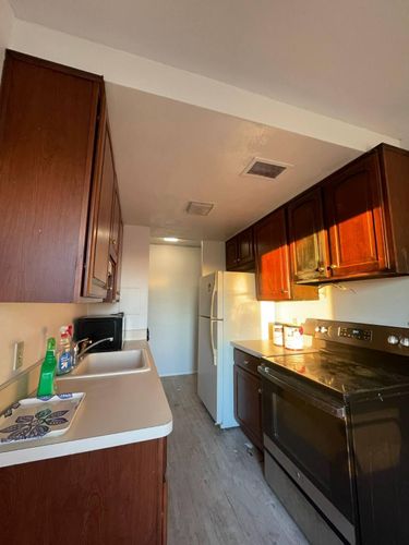 Kitchen and Cabinet Refinishing for McCoy's Painting  in Garden City, MI