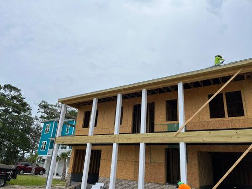 Seamless Gutter & Gutter Gaurds for Halo Roofing & Renovations in Benson, NC