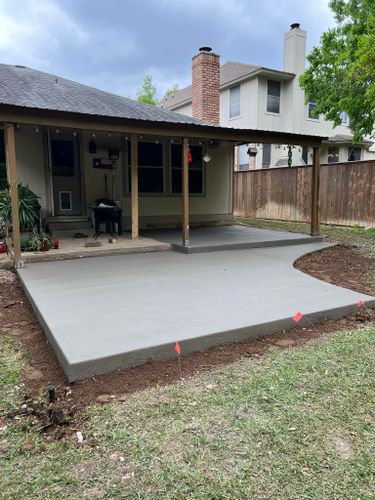 Patio Design & Construction for Limon Pro Concrete in Manor, TX