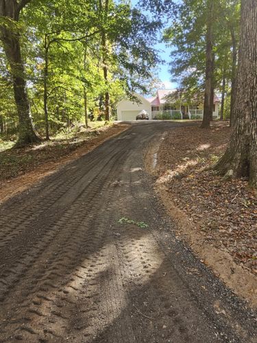 Driveways for Jason Scott Grading & Clearing in Williamson, GA