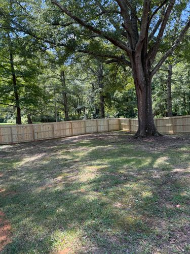  for Pennington Fence Co in Tupelo, MS