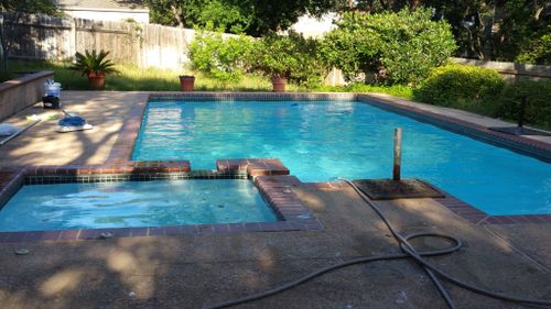 Pool Cleaning Services for J&A Pool and Spa Service LLC in Helotes, TX