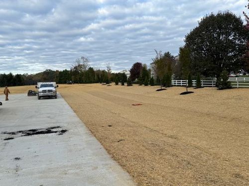 Commercial Landscaping for Norvell's Turf Management, Inc in Middletown, OH