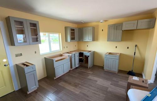 Kitchen and Cabinet Refinishing for Ruiz Painting & Remodeling in Phoenix, AZ