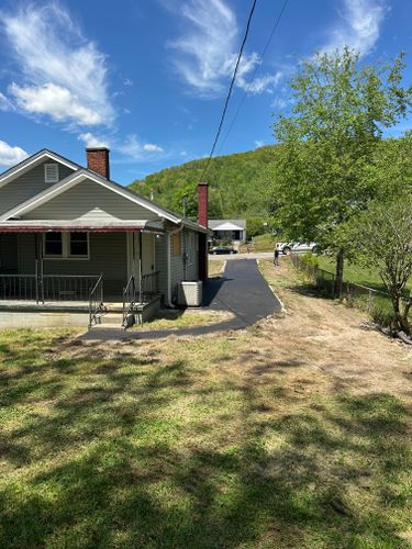  for Metzler Paving and Sealcoating LLC in Jacksboro, TN