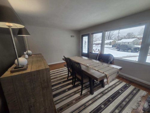  for Mike Paints in Peoria, IL