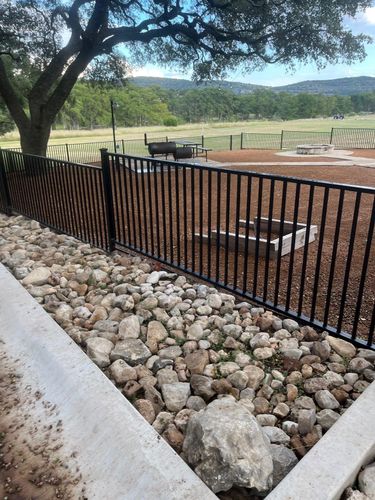  for De Leon Carpentry & Renovation  in Leakey, TX