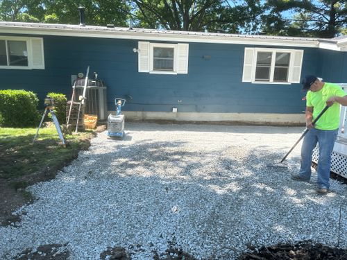 Landscape Installation for Mayfield Landscaping in Staunton, IL