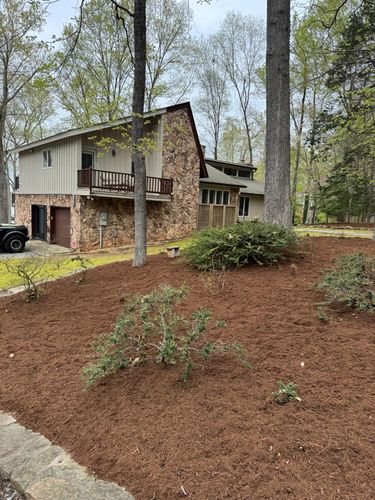 Mulch Installation for Rosales Landscaping LLC in Lake Gaston, North Carolina