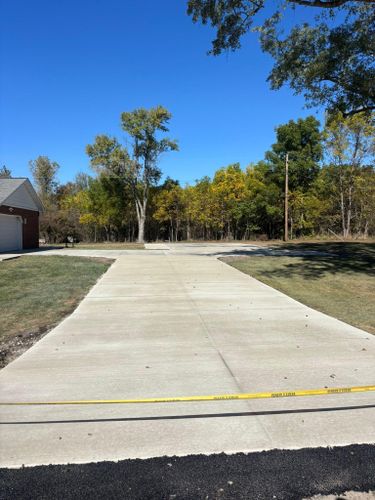  for DeLeòn Cement in Detroit, MI