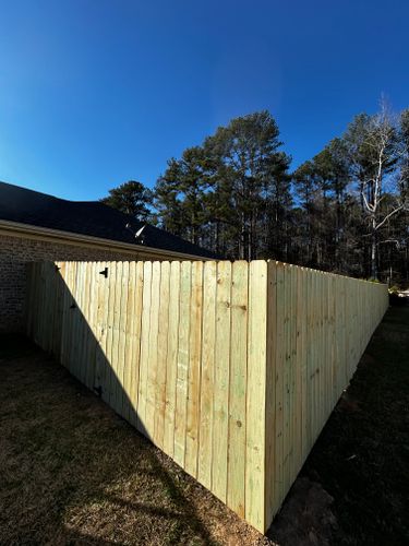 Fencing for Simmons Construction in Starkville, MS