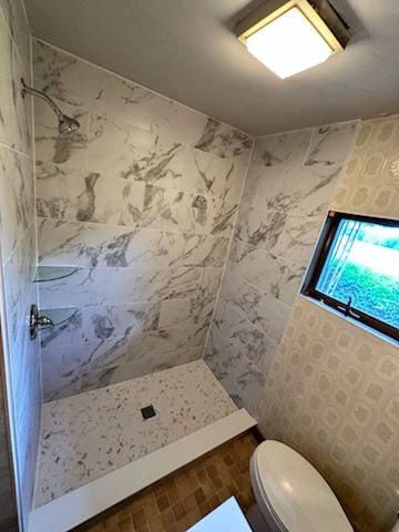 Custom Showers for Down Home Contracting in Beaver County, PA