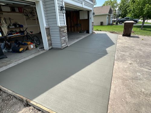 Concrete Slab Construction for Mccoy Concrete Inc.  in Osseo, MN