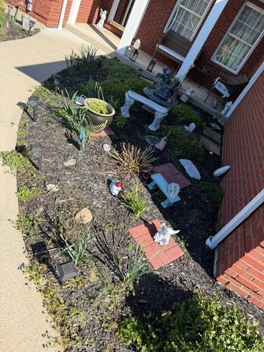 All Photos for Gullion’s Lawn and Landscaping in DeMossville, KY