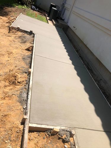 Concrete Work for JCL Concrete LLC in Streetman, TX