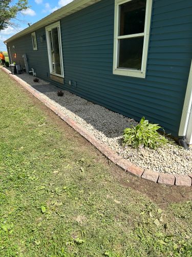  for 608 Earthworks in Marshall, WI