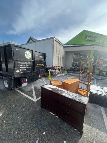  for Happy Jacks Junk Removal in Braintree, MA