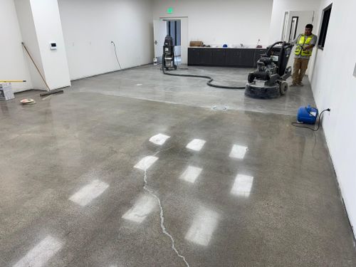 Concrete Polishing for Universal Flooring Inc. in Sacramento, CA