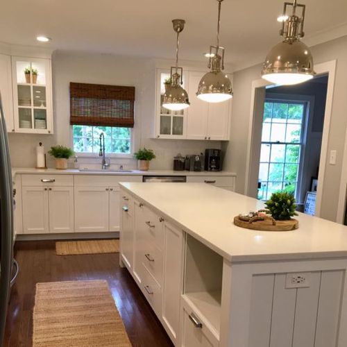 Kitchen Renovation for CAROLINA OAK & CO. in Charlotte, North Carolina