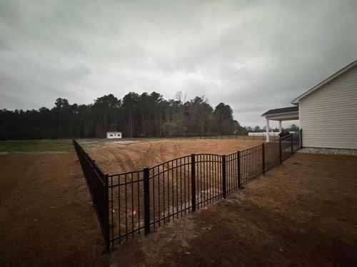 Specialty/Custom Fences for 4 In The Fire Fencing LLC in Darlington, SC