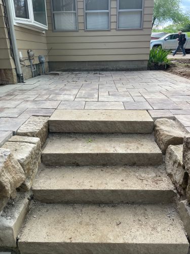 Natural Stone Hardscape for Youngstown Lawn & Patio Design in Canfield, OH